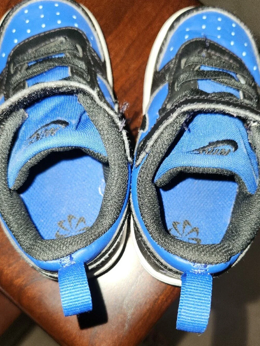 Nike Kids Royal Blue and Black Velcro Sneakers